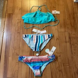 Rasins bikins top and 2 bikini bot, 1 lg 1 M rever
